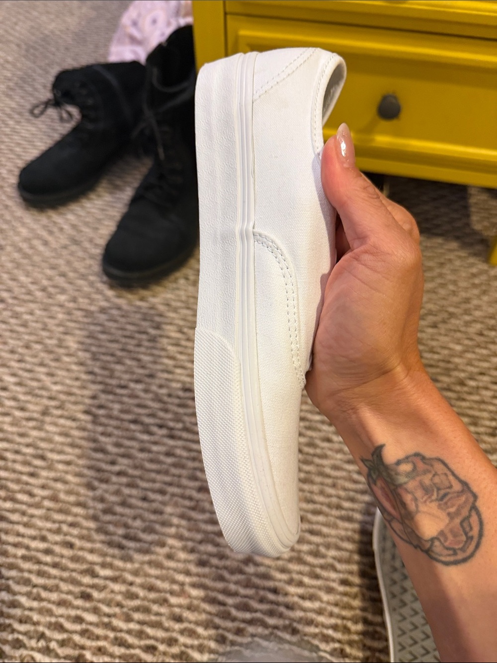 Vans White Canvas Low-Top Sneakers - Picture 4 of 7